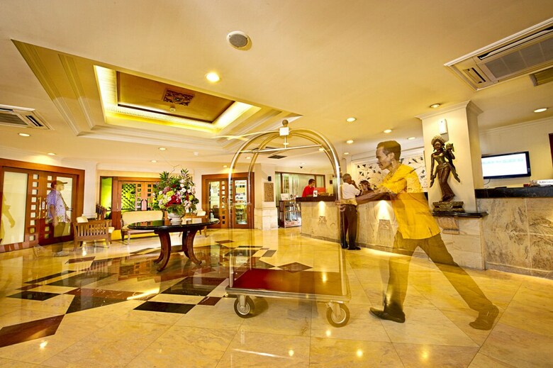 Puri Kiic Golf View Hotel