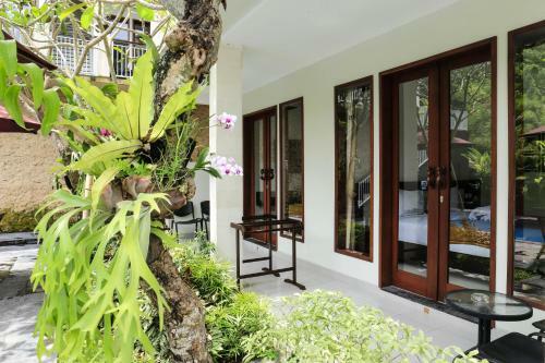 Hotel Dewi Villa
