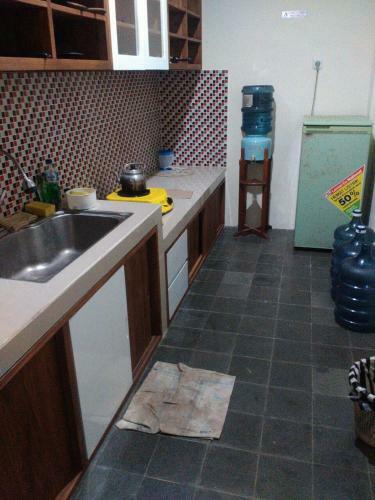 Hostal Reddoorz @ Letjend S. Parman Pacitan