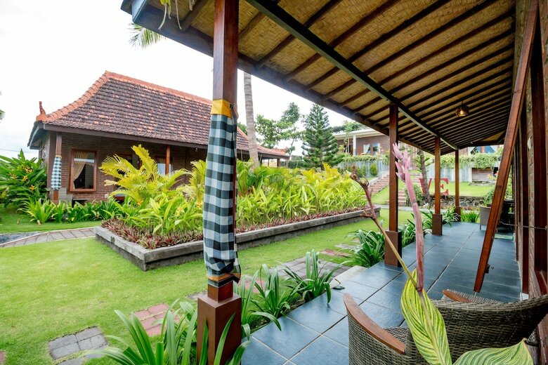 Hotel Sea Medewi Resort