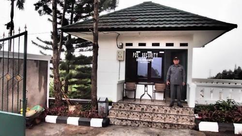 Villa Griya Wira Karya