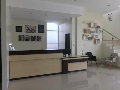 Wise Hotel Tomohon