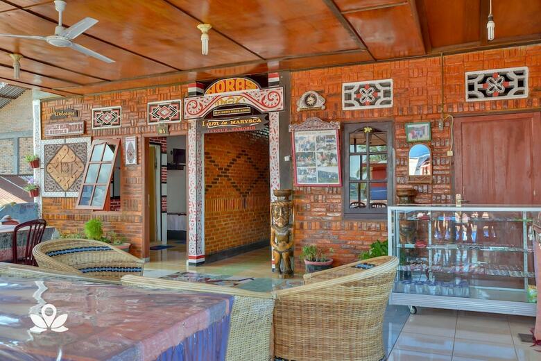 Hostal Marysca Guesthouse
