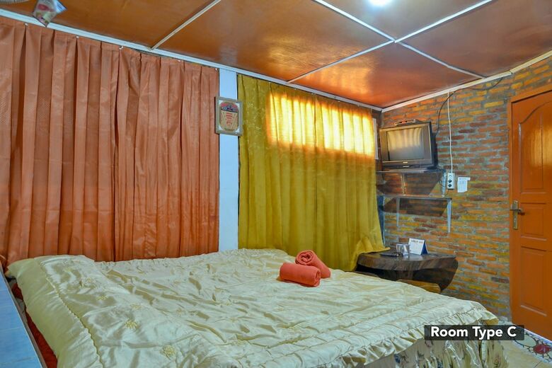 Hostal Marysca Guesthouse
