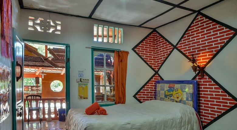 Hostal Marysca Guesthouse