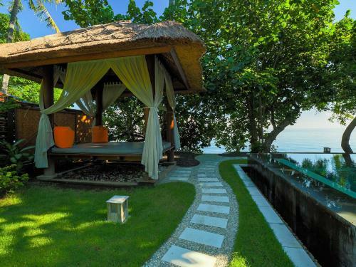 Octopus Villas