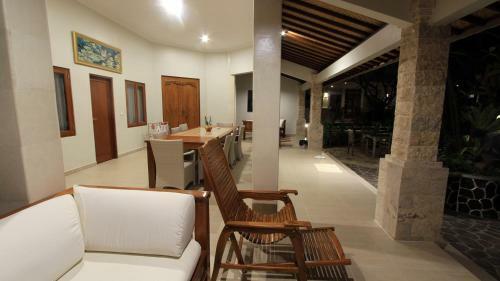Poinciana Resort