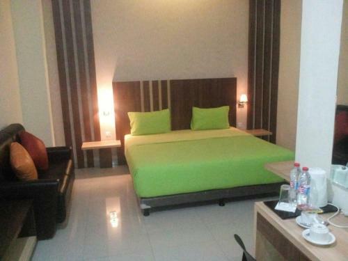 City Hotel