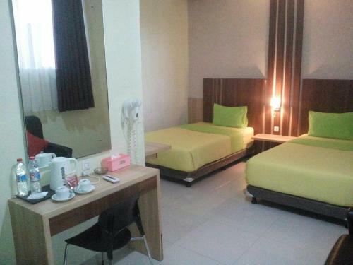 City Hotel
