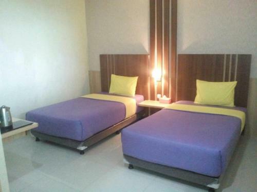 City Hotel