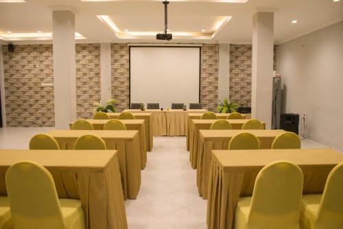 Lembasung Hotel