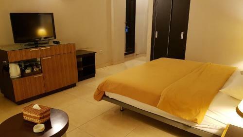 Crown Hotel