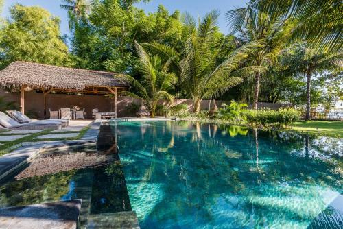 The Beach Villa