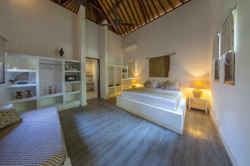 The Beach Villa