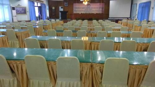 Hotel Tanjung Pesona Beach Resort & Spa