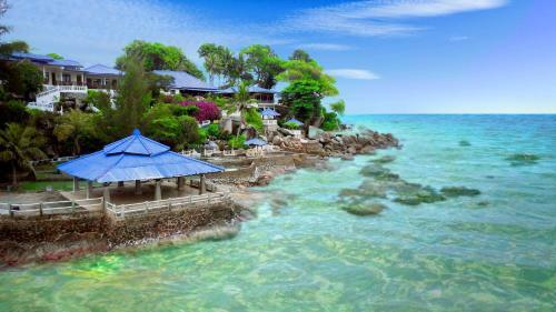 Hotel Tanjung Pesona Beach Resort & Spa