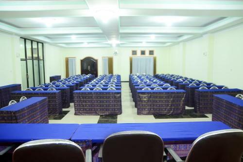 Dena Hotel