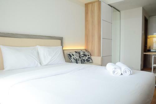 Square Super Studio At The Oasis Apartment By Travelio