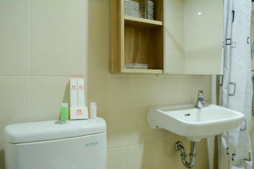 Square Super Studio At The Oasis Apartment By Travelio