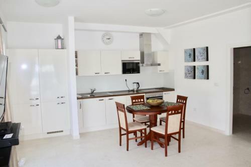 Apartments Eagle Eye Villa
