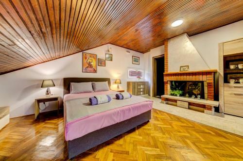 Apartamento Castelomi