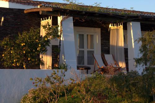 Hostal Monte Falperras