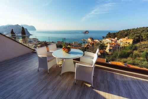 Apartments Monte Re