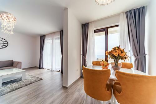 Apartments Monte Re