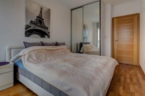 Eureka Apartment