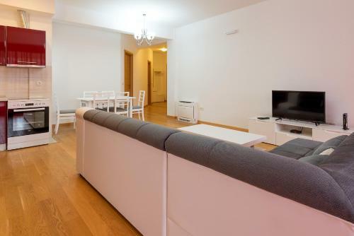 Aroma Apartments
