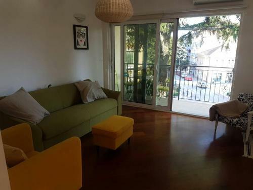 Bright Central Apartman
