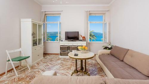 Hostal Riva Guesthouse