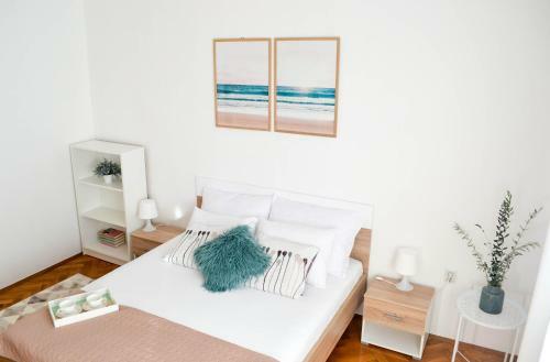 Tivat Beachfront Apartment