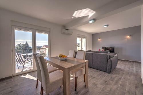 Villa Sandy Apartments