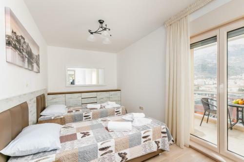 Dimax Apartments Impera
