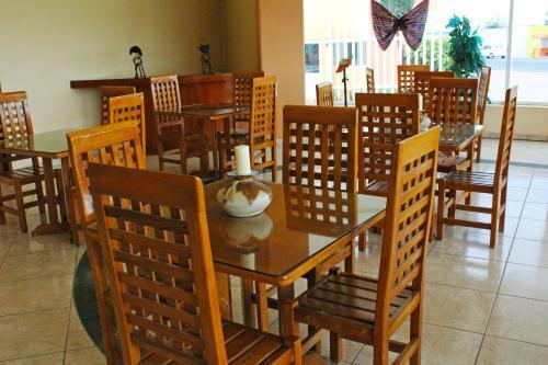 Hotel Real De Cortes