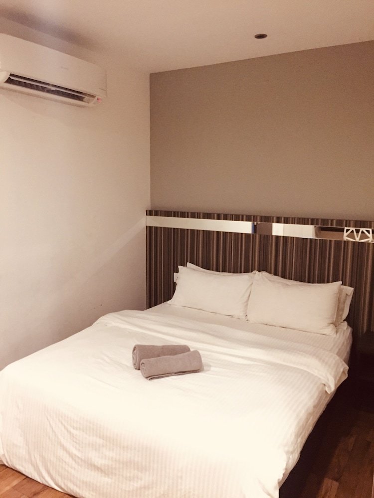 Kino Hotel