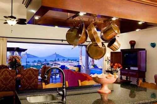 Cabo San Lucas Luxury Villa-3br Ocean View
