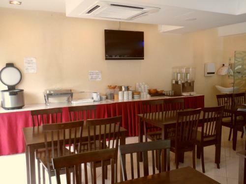 Veenai Hotel