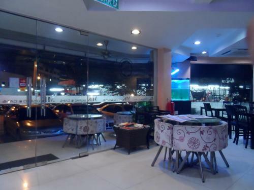 Veenai Hotel