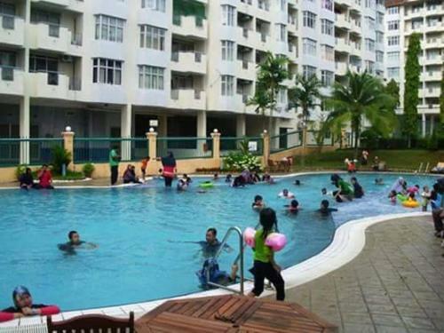 Apartamentos Radja Oceanview Resort