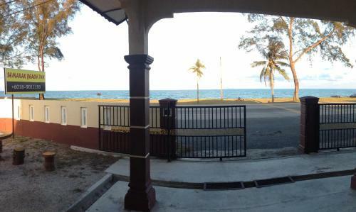 Posada Semarak Beach Inn