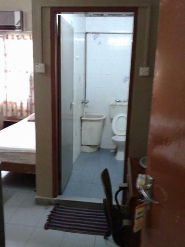 Hostal Guesthouse Hotel Malaya