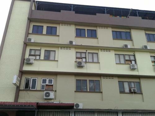 Hostal Guesthouse Hotel Malaya