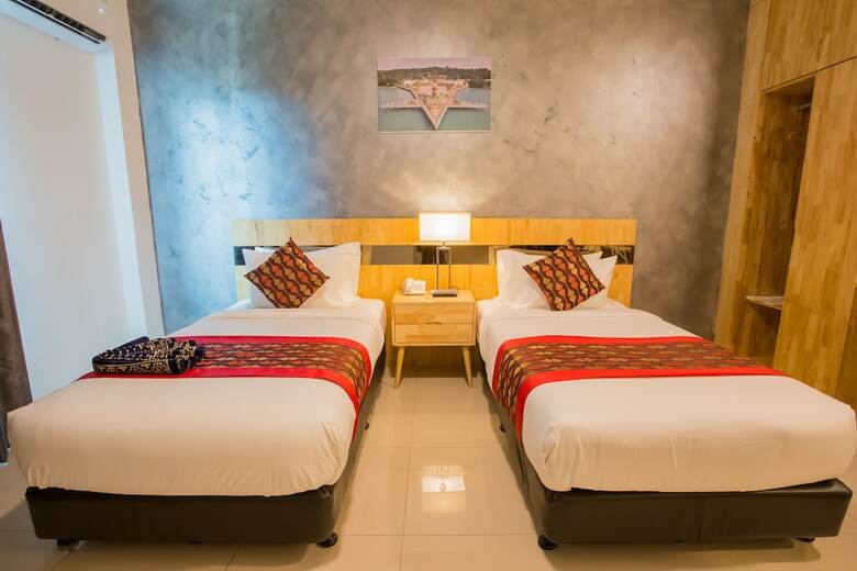 Adya Hotel Chenang