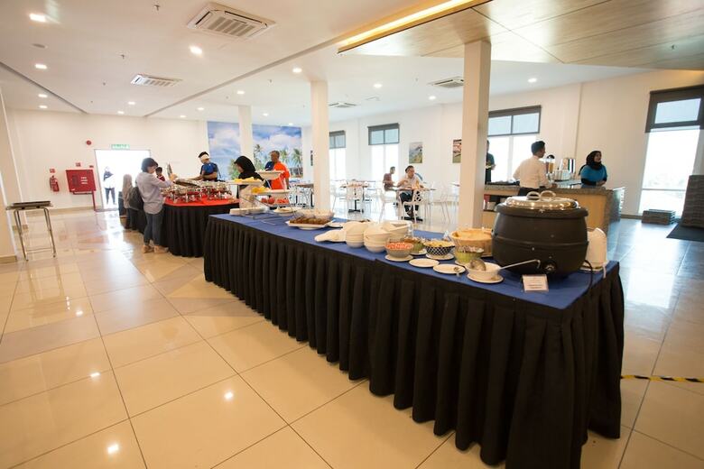 Adya Hotel Chenang
