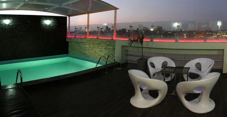 Sunec Hotel