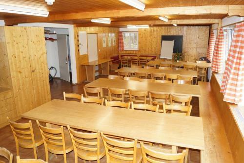 Hostal Pensiun Lischana