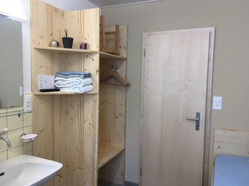Hostal Pensiun Lischana