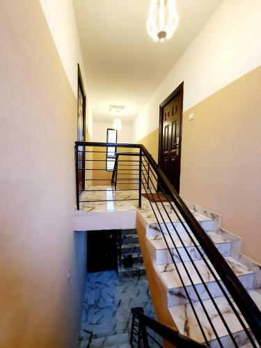Cg Apartments Metro